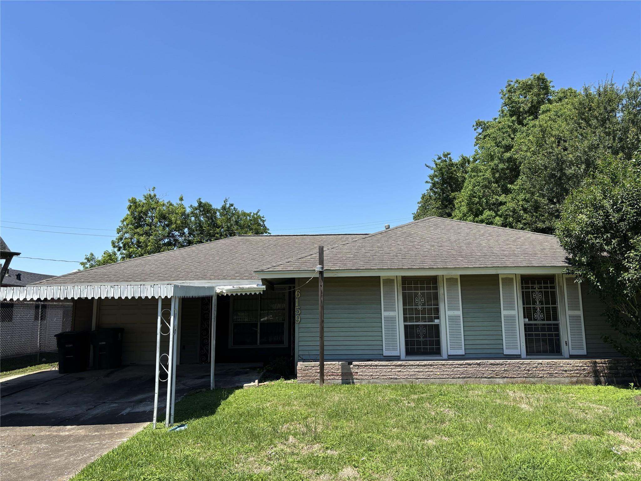 6159 Lyndhurst Drive